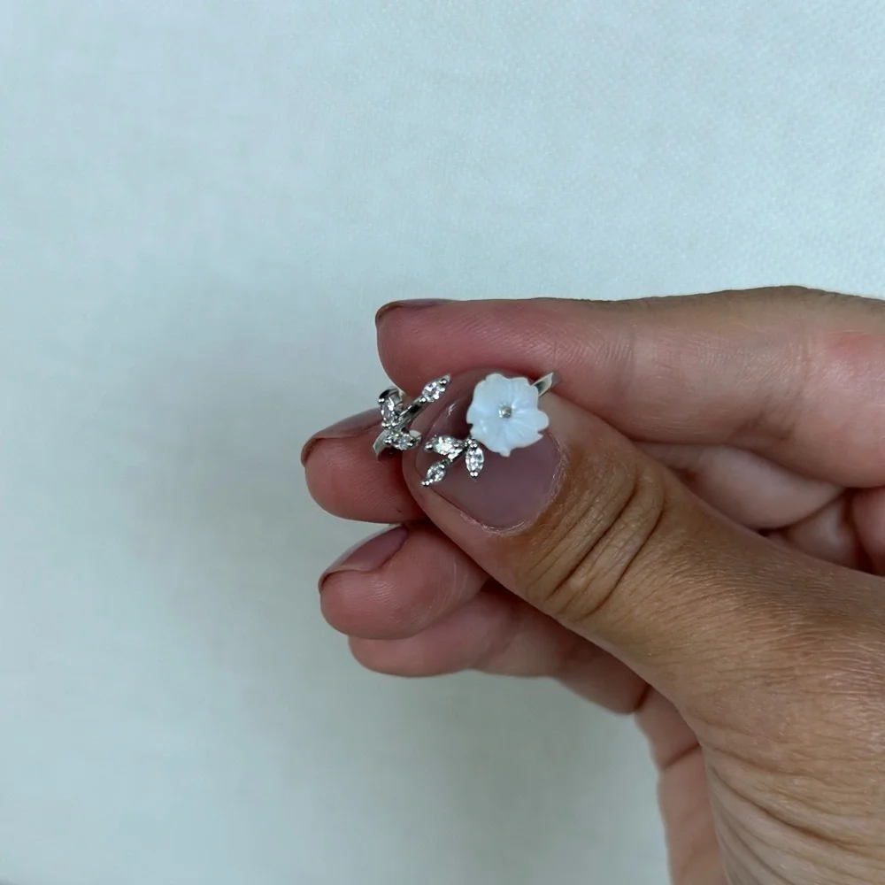 Silver 925 Flower Open Ring - Picture 8 of 9